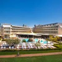 Aminess Vival Maestral Hotel، فندق في نوفيغراد استريا