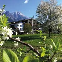 Landgasthof Bogner by SMK Event und Gastro, Hotel in Absam