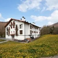 Zubizarreko Etxea, hotel en Aizároz