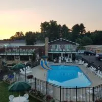 Black Hawk Motel & Suites، فندق في ويسكونسن ديلز