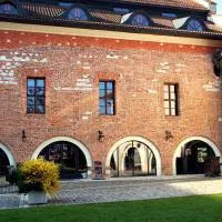 Dom Gości Opactwa Benedyktynów, hôtel à Tyniec