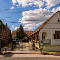 Noresa Dekor és Panzió, отель в городе Szálka