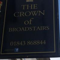 The Crown Bar & Guesthouse, hotel in Broadstairs
