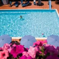 Hotel Leuco'، فندق في مارتينسيكورو