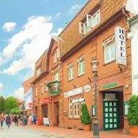 Hotel Deutsches Haus, готель у місті Гайлігенгафен