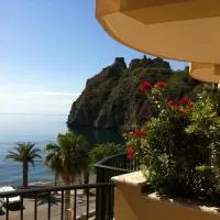 Elihotel, hotell sihtkohas SantʼAlessio Siculo