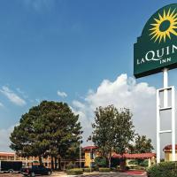 샌엔젤로 San Angelo Regional (Mathis Field) Airport - SJT 근처 호텔 La Quinta Inn by Wyndham and Conference Center San Angelo