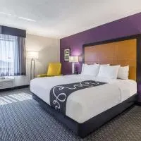 La Quinta Inn & Suites by Wyndham Phoenix Scottsdale, hotel u gradu Skotsdejl