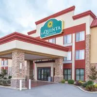 La Quinta by Wyndham O'Fallon, IL - St. Louis، فندق في أوفالون