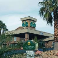 La Quinta Inn & Suites by Wyndham LV Tropicana Stadium, hotel in West of the Las Vegas Strip, Las Vegas