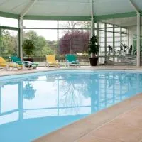 Le Domaine des Roches, Hotel & Spa, hótel í Briare