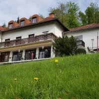 Berghof Hotel, hotel en Nieheim
