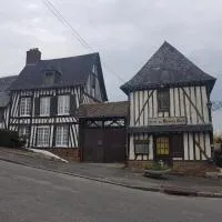 Le Mouton Gras, hotel sa Aumale