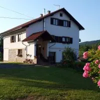 Apartments Jure, hotel u gradu Smoljanac
