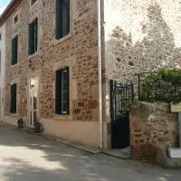 LES TERRES BASSES, hotel v mestu Fabrezan