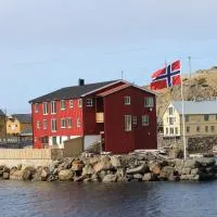 Nyksund Appartement, and Double Luxury Room in Nyksund Brygge, hôtel à Nyksund
