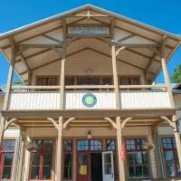 Ronneby Brunnspark Vandrarhem och B&B, хотел в Ронеби