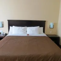 Poplar Tree Inn, hotel a Stoughton