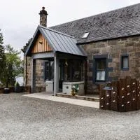 Ben Cruachan Inn - Restaurant, Pub with Rooms, מלון בLoch Awe