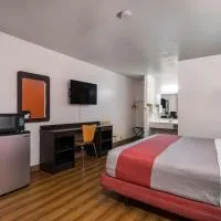 Motel 6-Attalla, AL, hotel u gradu 'Attalla'
