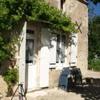 Gites Le Bois de l'Eglise、Villiers-le-Rouxのホテル