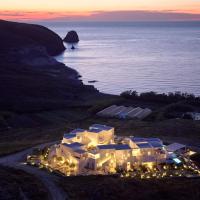 Milos Breeze Boutique Hotel, hotel in Pollonia