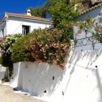 Sto Roloi Island Houses, hotel i Poros