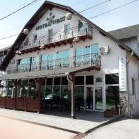 Westmotelrestaurant, hotel din Pădurea Urziceni