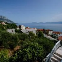 Pension Maric Rooms, hotel em Brist