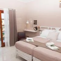 Mojito Elegant Studios