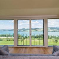 Lake View Apartments Beinwil am See (30 km to Lucerne)，Beinwil的飯店