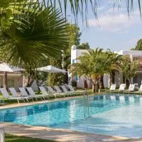 Cala Llenya Resort Ibiza, viešbutis mieste Kala Ljenija