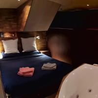 Le Bateau Ivre, Hotel im Viertel Bassins a Flot, Bordeaux