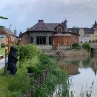 Готельно-ресторанний комплекс Прованс парк, хотел в Почаив