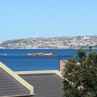 Bob Bouwer Sea View Apartment, hotel em Bayview