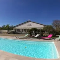Viesnīca Aux Belles Vacances - ADULTS ONLY pilsētā Caux-et-Sauzens