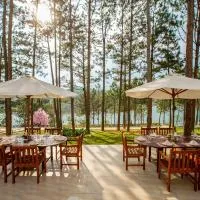 CEREJA Hotel & Resort Dalat, hotell i Dalat