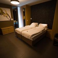 Su'ro Bed and Breakfast, hotel di Stationsbuurt Noord, Ghent