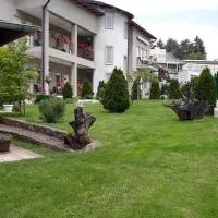 Viesnīca Simića ćoše pilsētā Vrdnika
