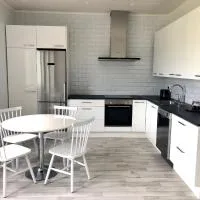Soda Home - Karlsro, 24 h check in – hotel w mieście Närpiö