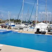 Marina Hotel at Shelter Bay, hotel sa Colón