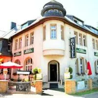 Hotel & Restaurant Schenk von Landsberg，托伊皮茨的飯店