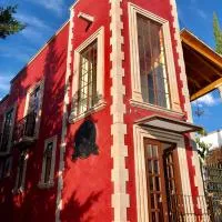 Hotel San Miguel، فندق في Contepec