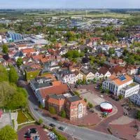 Hotel Schwarzer Adler Jever, hotell i Jever