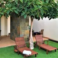 oasis del toyo golf&beach private garden wifi, готель у місті Ретамар
