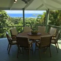 Pacific views, tranquil location, extra large home, Navy House 1、ラロトンガ島にあるラロトンガ国際空港 - RARの周辺ホテル