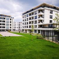 Business and Leisure apartments in Mladost 2 with FREE Garage, hotel in Mladost, Sofia