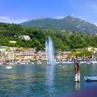HOTEL LORENA, hotel en Toscolano-Maderno
