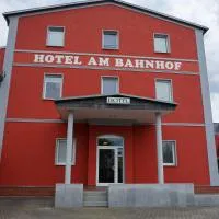 Hotel am Bahnhof, hotel v mestu Waren