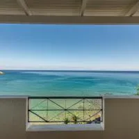 Giourgas Studios & Apartments, hotel u gradu Provatas